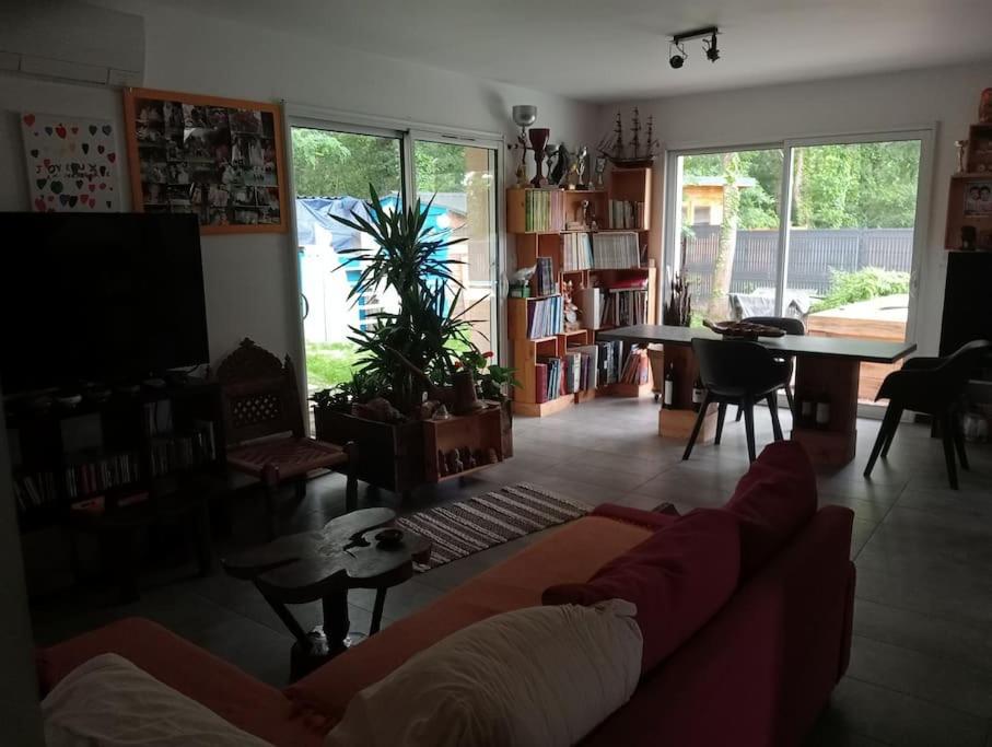Maison 70M2 Calme Vue Sur Foret Salles  Dış mekan fotoğraf